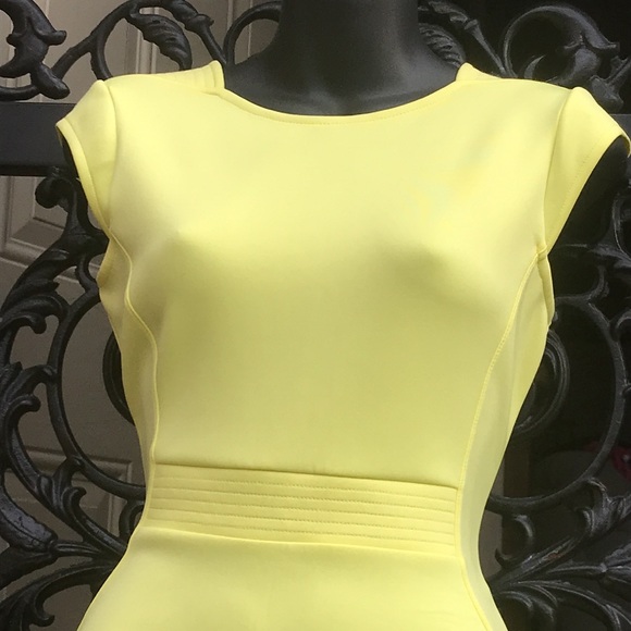🚨B2G1 New TED BAKER Bright Yellow Midi Twirl Dress - Picture 2 of 8